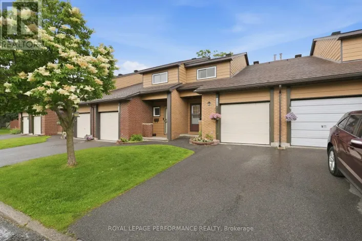 2208 ORIENT PARK DRIVE, Ottawa