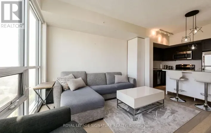 2209 - 2212 LAKE SHORE BOULEVARD W, Toronto