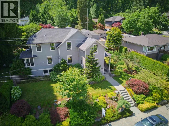 2209 ST. GEORGE STREET, Port Moody