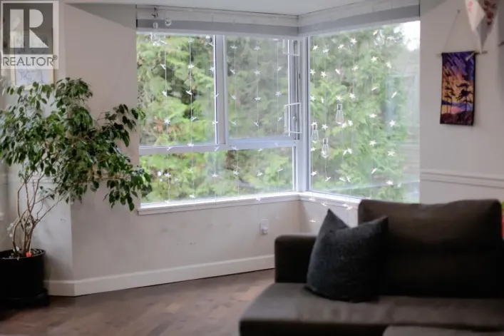 221 1215 LANSDOWNE DRIVE, Coquitlam