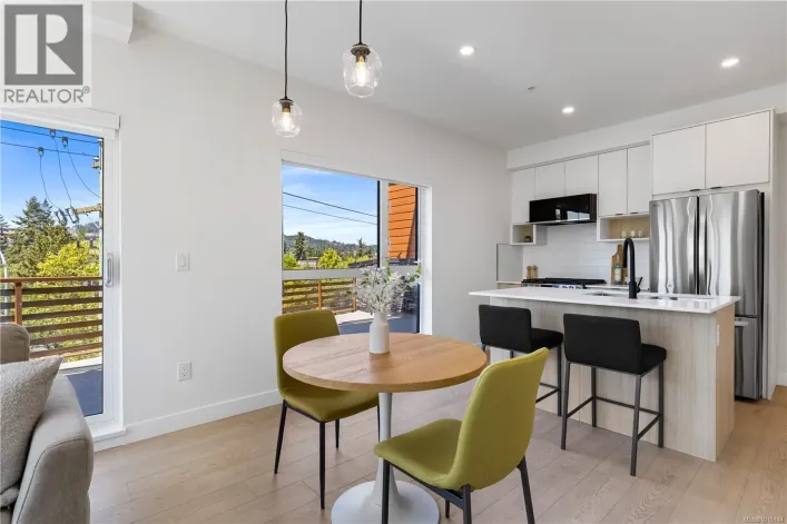 221 2629 Millstream Rd, Langford