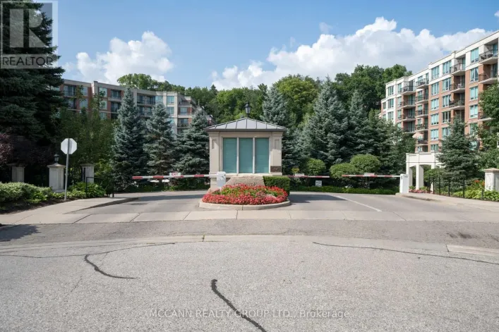 221 - 28 WILLIAM CARSON CRESCENT, Toronto