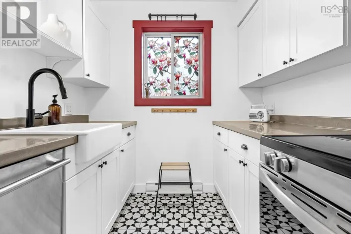 221 281 Windmill Road, Dartmouth