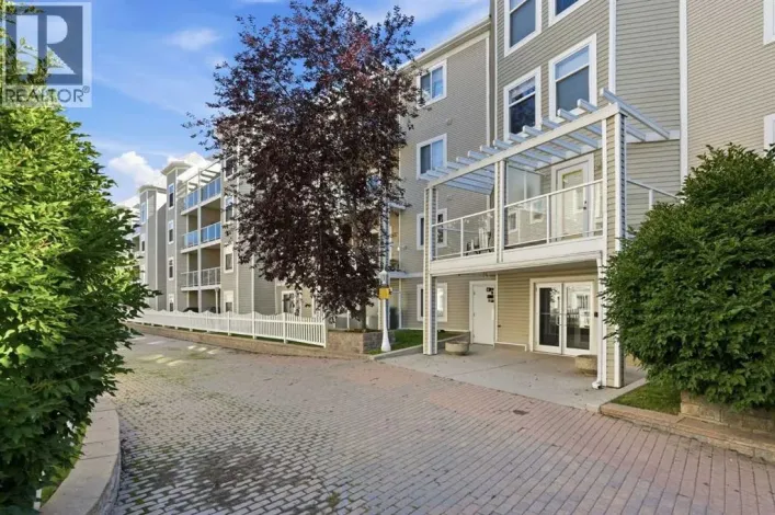221, 290 Shawville Way SE, Calgary