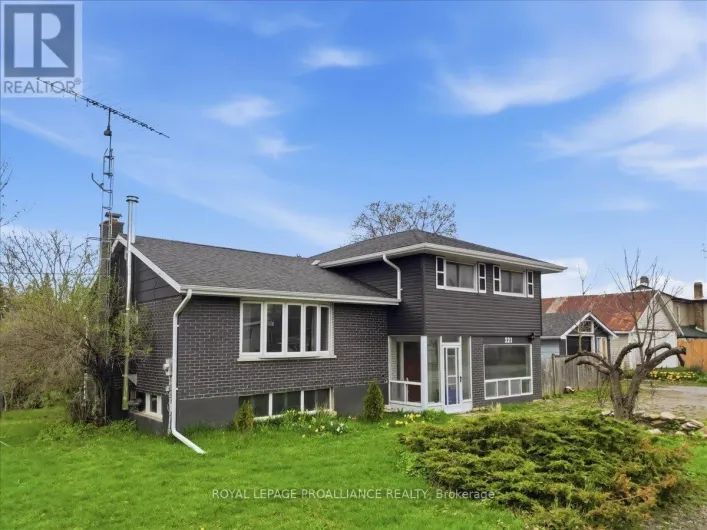 221 ALBERT LANE, Trent Hills