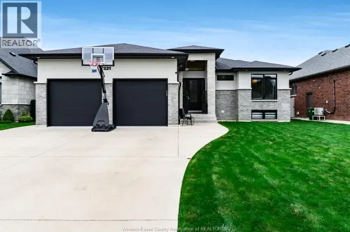 221 Bernath STREET, Kingsville
