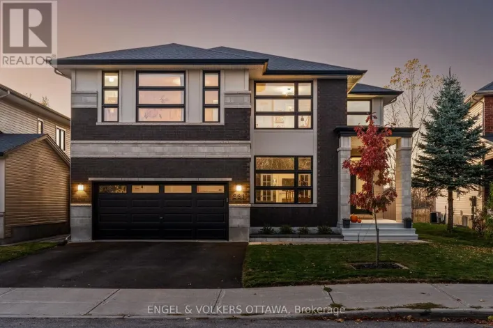 221 COOKS MILL CRESCENT, Ottawa