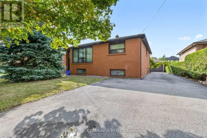 221 ELGIN MILLS ROAD W, Richmond Hill