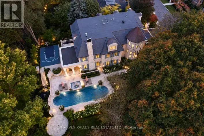 221 FOREST HILL ROAD, Toronto