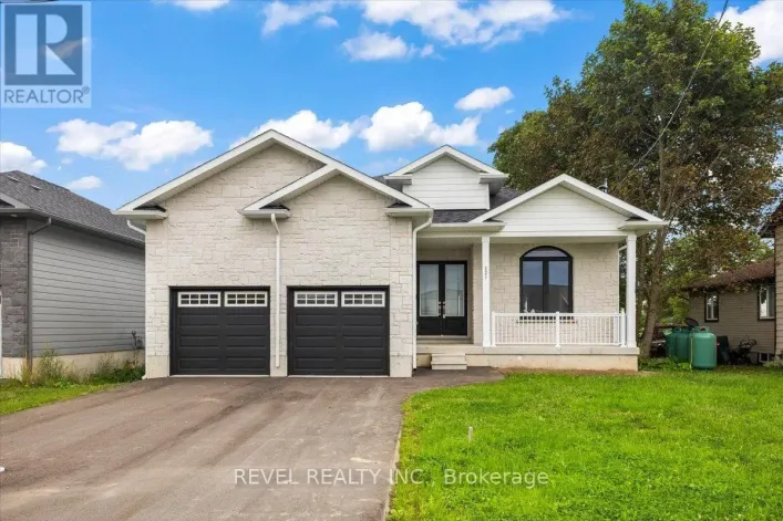 221 FORLER STREET, West Grey