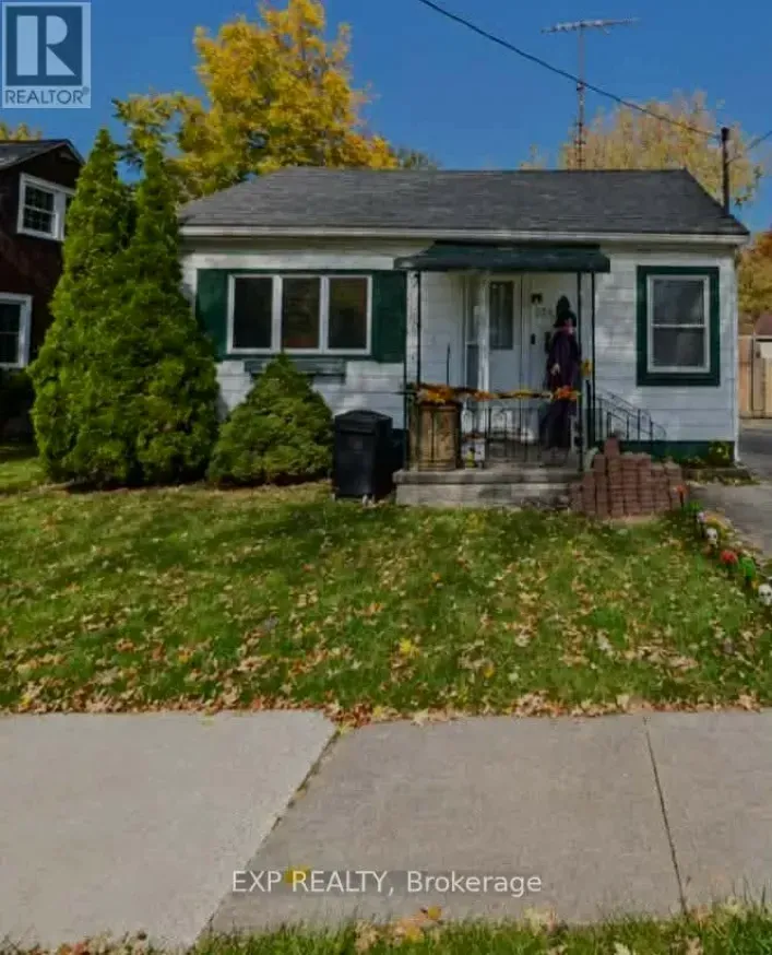 221 HENRIETTA STREET N, Fort Erie