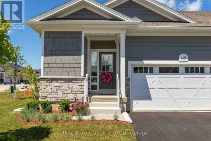 221 IRONWOOD WAY, Georgian Bluffs