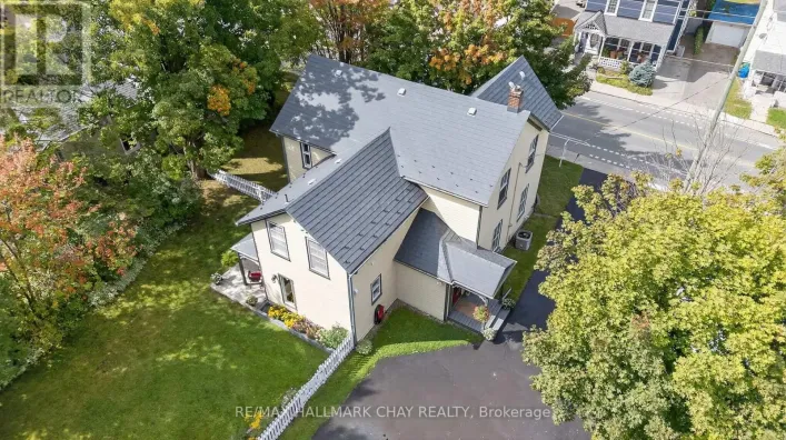 221 PROSPECT STREET, Newmarket