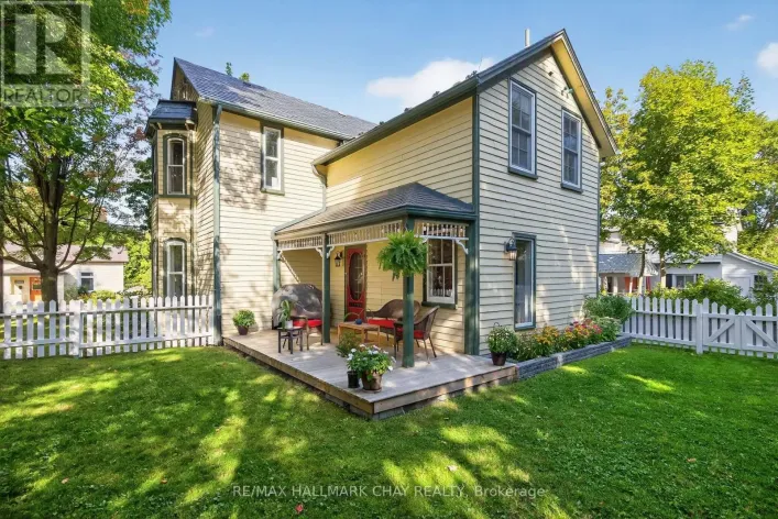221 PROSPECT STREET, Newmarket