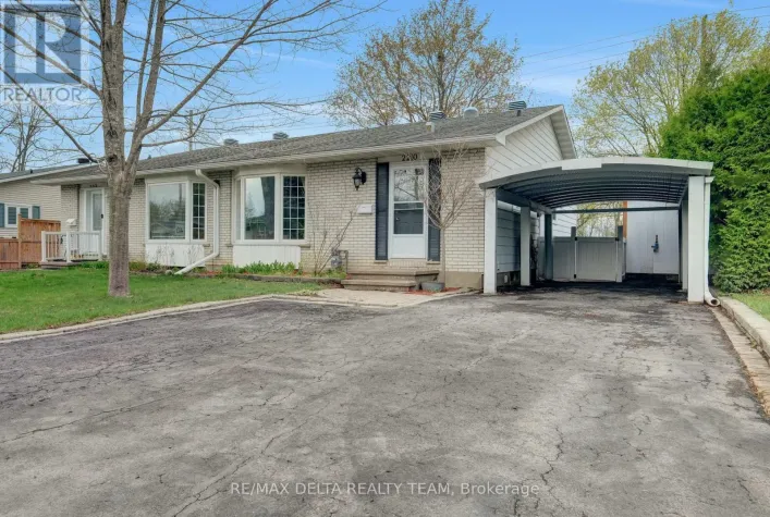 2210 BICKERTON AVENUE, Ottawa