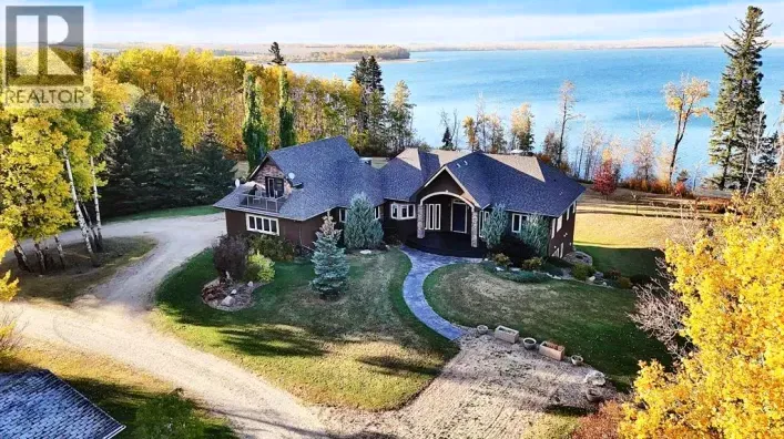 2210B Township Road 392, Rural Lacombe County