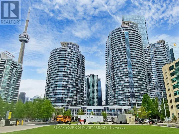2212 - 208 QUEENS QUAY WEST STREET, Toronto
