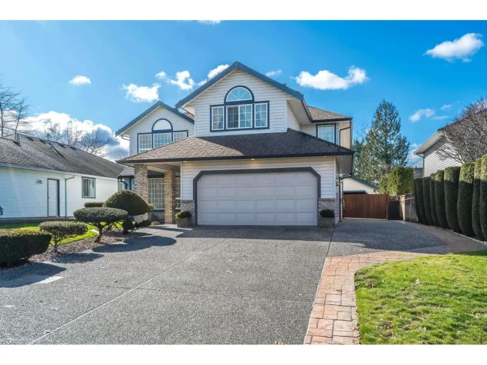22120 46A AVENUE, Langley