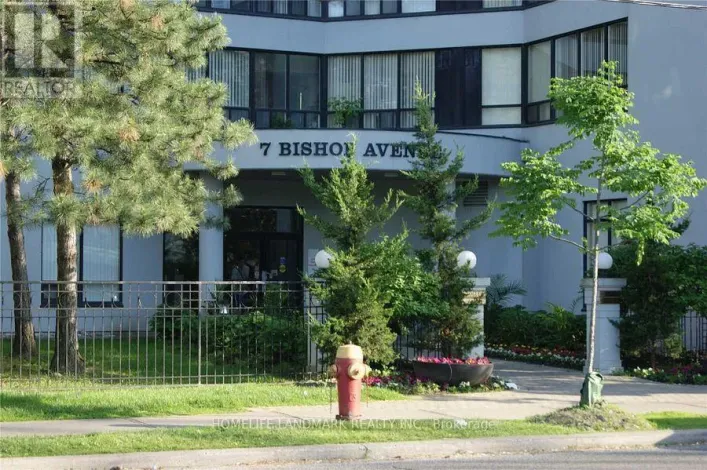 2213 - 7 BISHOP AVENUE, Toronto