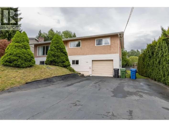 2214 EVERGREEN STREET, Terrace