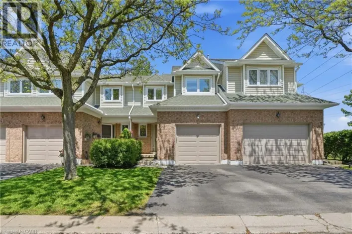 2215 CLEAVER Avenue Unit# 16, Burlington