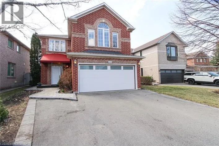 2216 NORFOLK Drive, Oakville