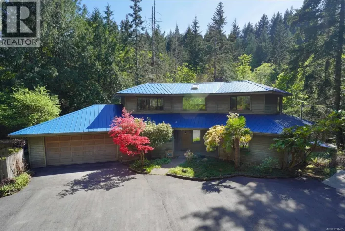 2216 North End Rd, Salt Spring