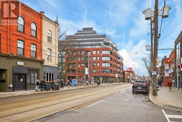 222 - 5 LAKEVIEW AVENUE, Toronto