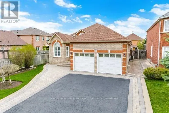 222 CAPRONI DRIVE, Vaughan