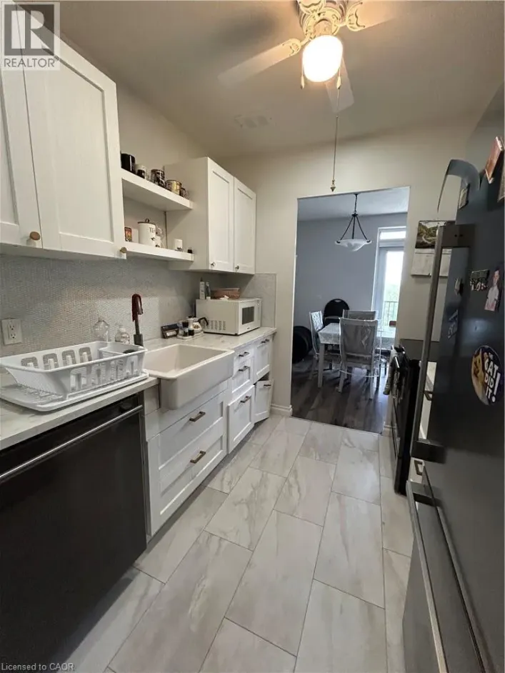 Apartment for rent: 222 CONCESSION Street Unit# 403, Hamilton