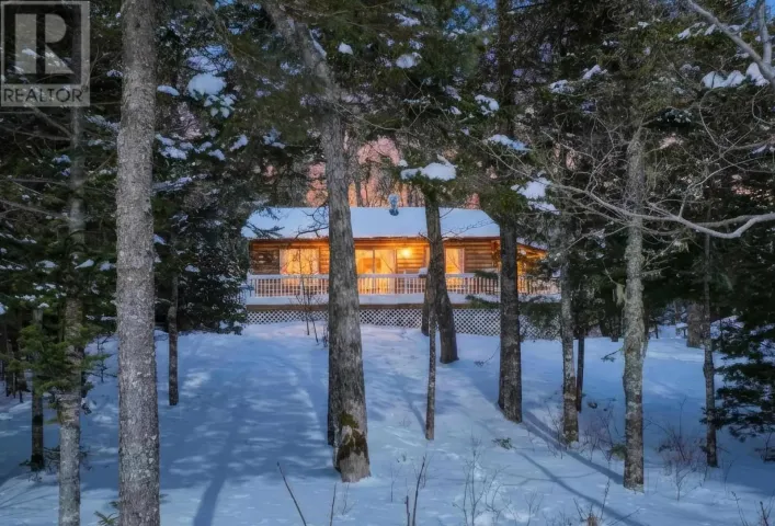 222 Dean Lake Road, Westfield