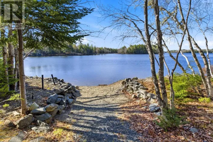 222 Dean Lake Road, Westfield
