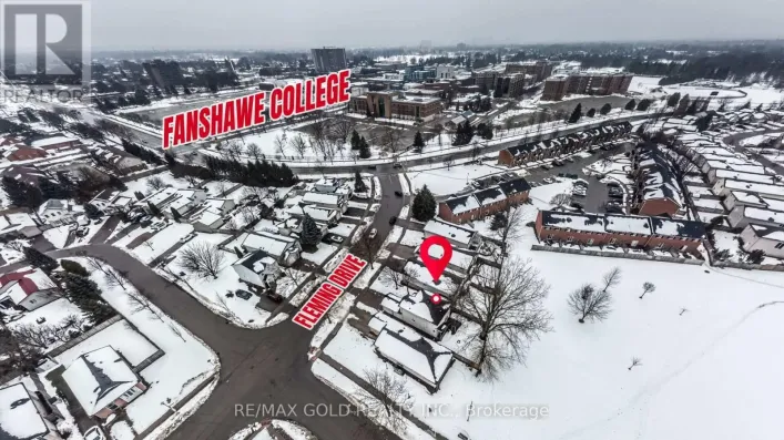 222 FLEMING DRIVE, London East