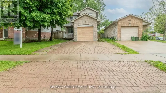 222 FLEMING DRIVE, London East