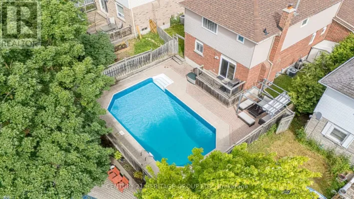 222 FORSYTH ROAD, Newmarket