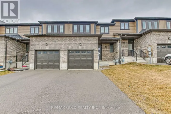 222 LINKS CRESCENT, Woodstock