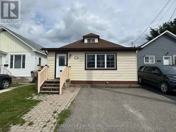 222 MAPLE STREET S, Timmins