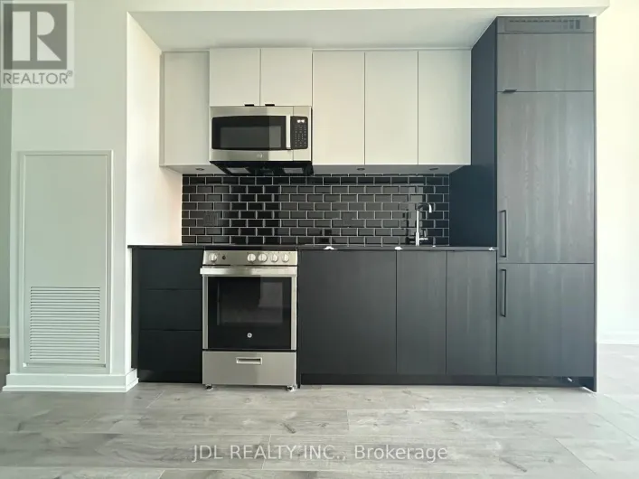 222 MASTER BEDROOM - 285 DUFFERIN ST STREET, Toronto