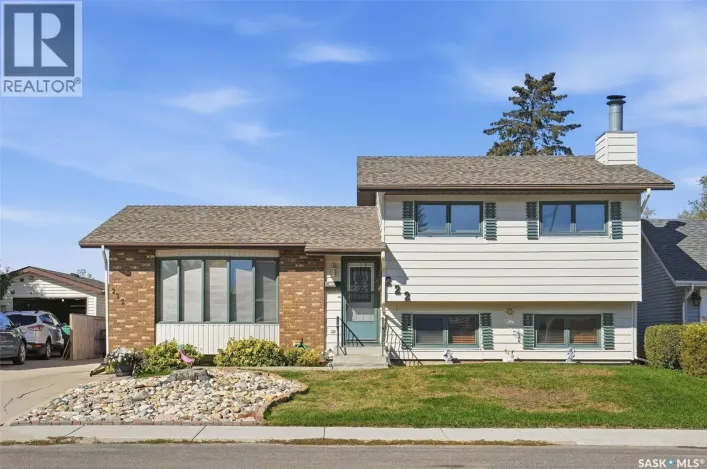 House for sale: 222 Meilicke ROAD, Saskatoon