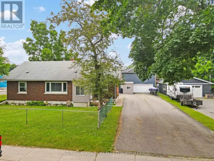 222 RIDGEWAY ROAD, Fort Erie
