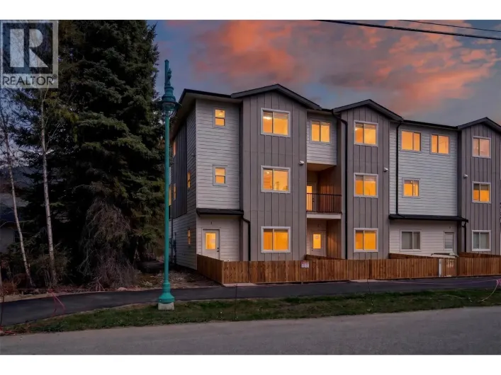 222 Temple Street Unit# 3, Sicamous