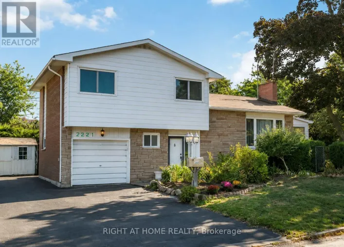 2221 CIRCLE PLACE, Ottawa