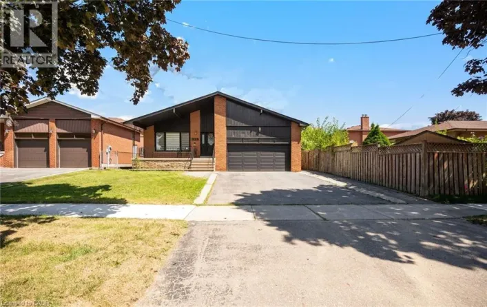 2221 FLORIAN Road, Mississauga