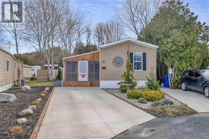 22220 Charing Cross ROAD Unit# 32, Chatham