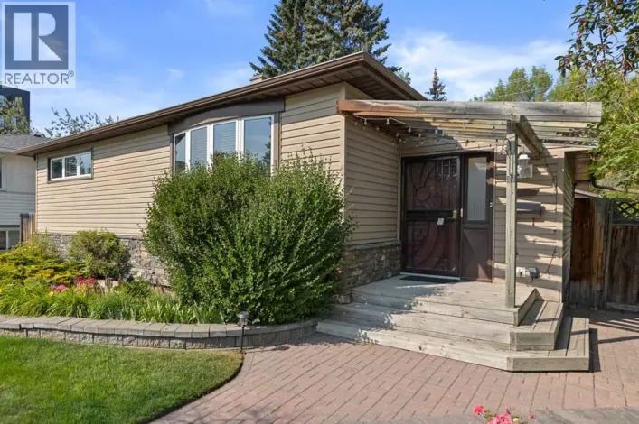 2224 24 Avenue NW, Calgary