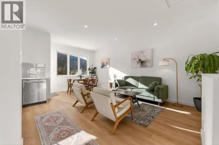 2224 Falls Street Unit# B, Nelson