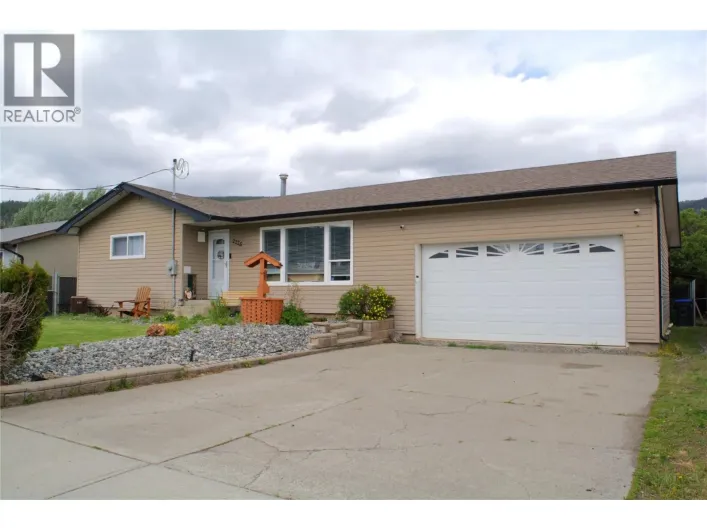 2225 Merritt Avenue, Merritt