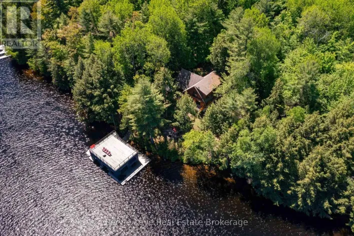 22-26 TAYLOR ISLAND, Gravenhurst)