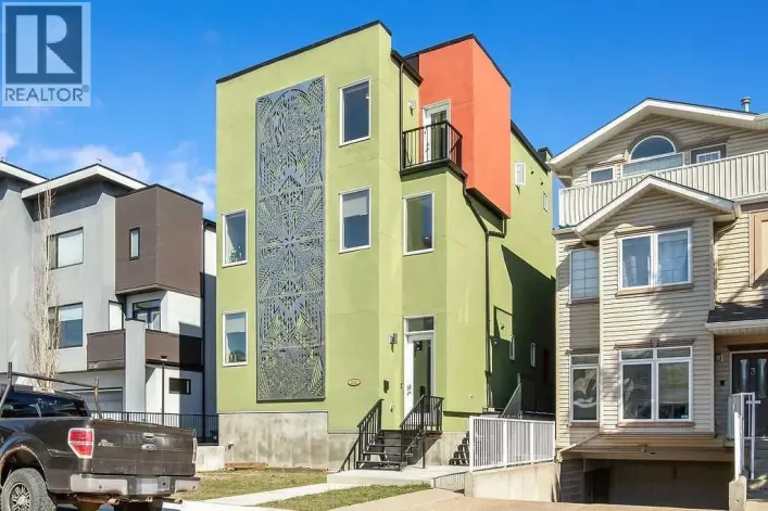 2226 Westmount Road NW, Calgary