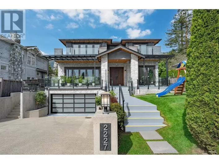 2227 HAYWOOD AVENUE, West Vancouver